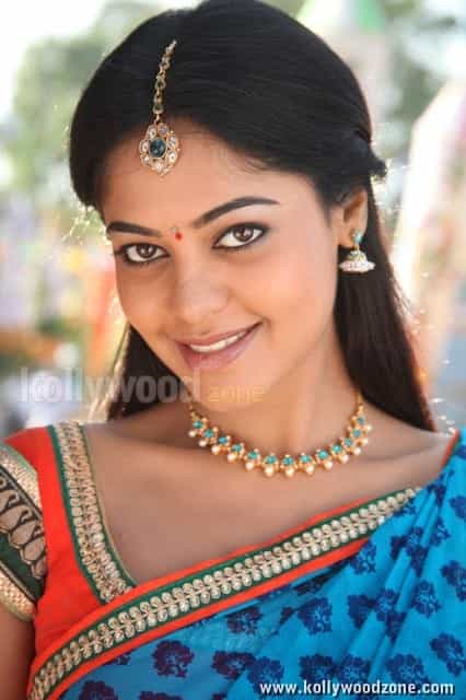 Desingu Raja Heroine Bindu Madhavi Stills