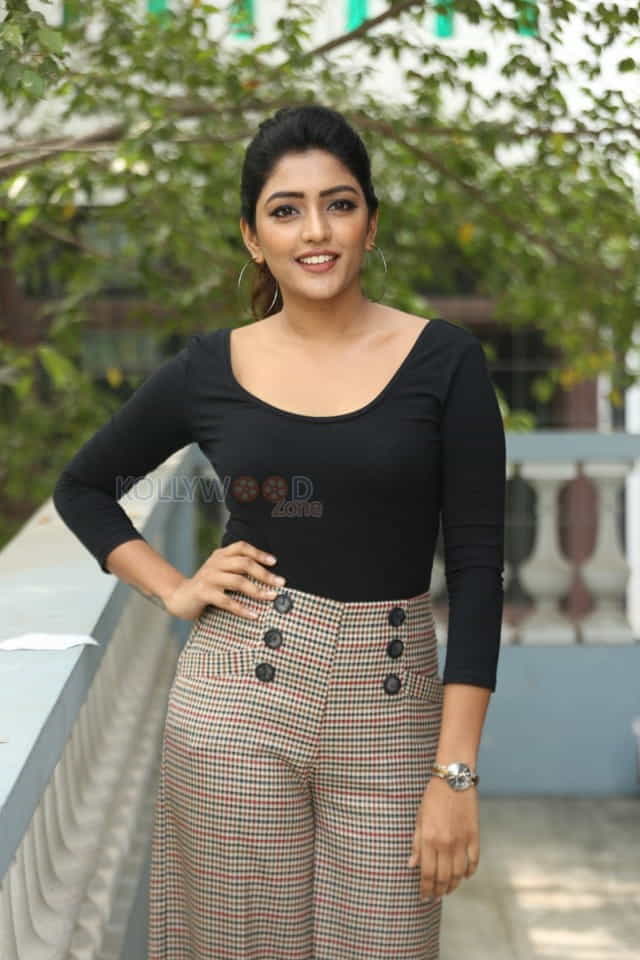 Eesha Rebba Subramaniapuram Interview Photos