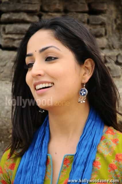 Gouravam Movie Heroine Yami Gautam Pictures