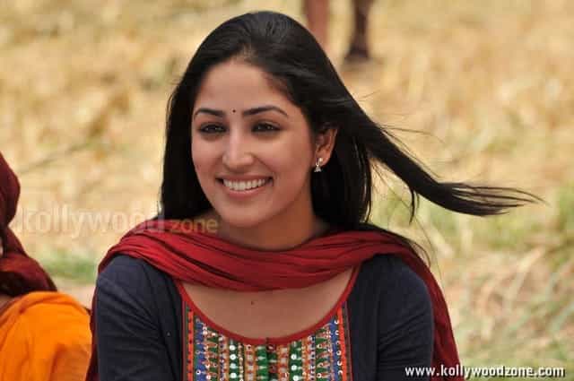 Gouravam Movie Heroine Yami Gautam Pictures