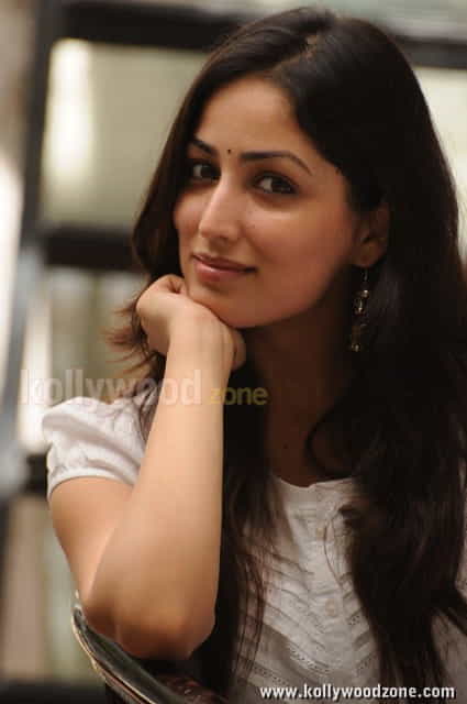 Gouravam Movie Heroine Yami Gautam Pictures