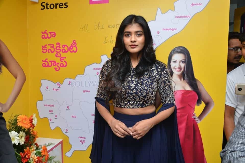 Heba Patel At B New Mobile Store Launch Photos