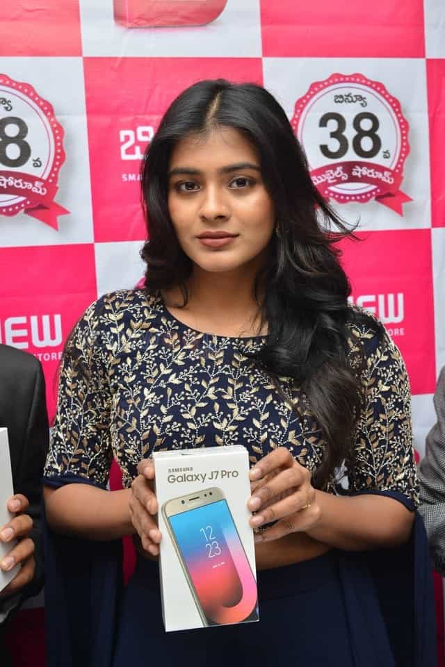 Heba Patel At B New Mobile Store Launch Photos