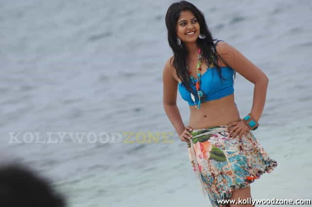 Hot Bindhu Madhavi Sexy Pics