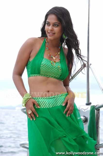 Hot Bindhu Madhavi Sexy Pics