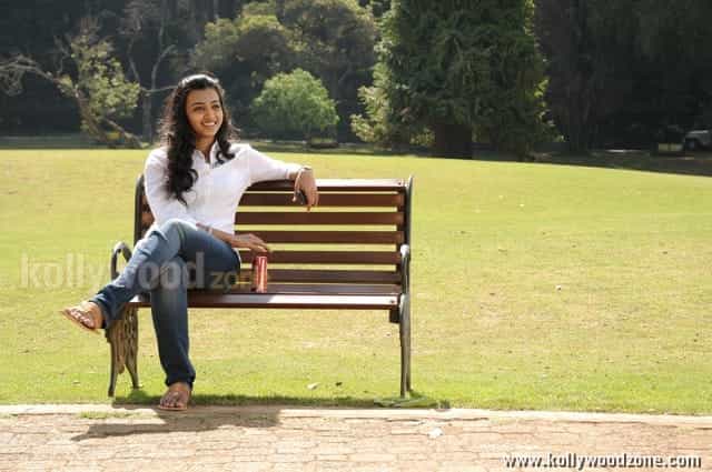 Radhika Apte Pictures