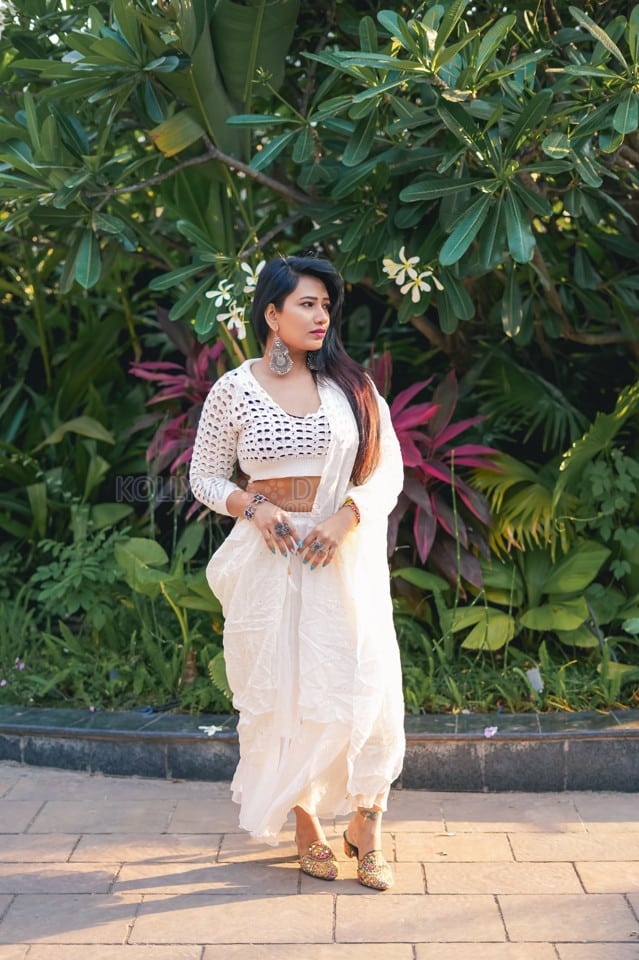 Sexy Telugu Actress Sanjana Naidu Latest Photoshoot Pictures 49