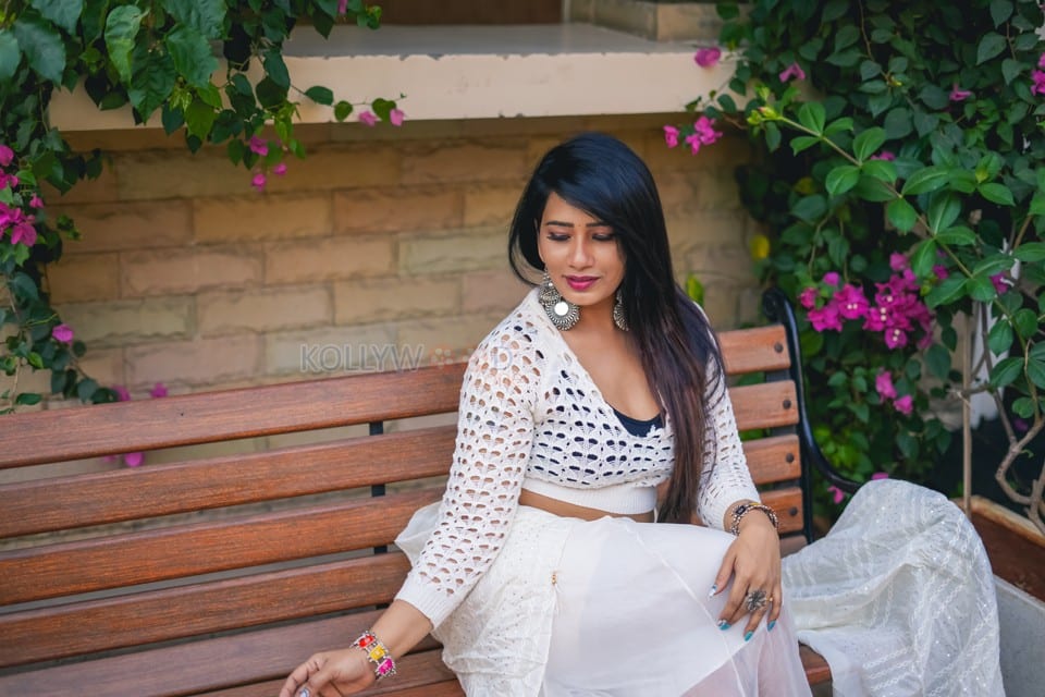 Sexy Telugu Actress Sanjana Naidu Latest Photoshoot Pictures 58