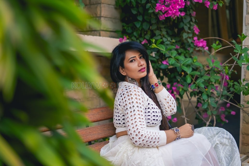 Sexy Telugu Actress Sanjana Naidu Latest Photoshoot Pictures 59