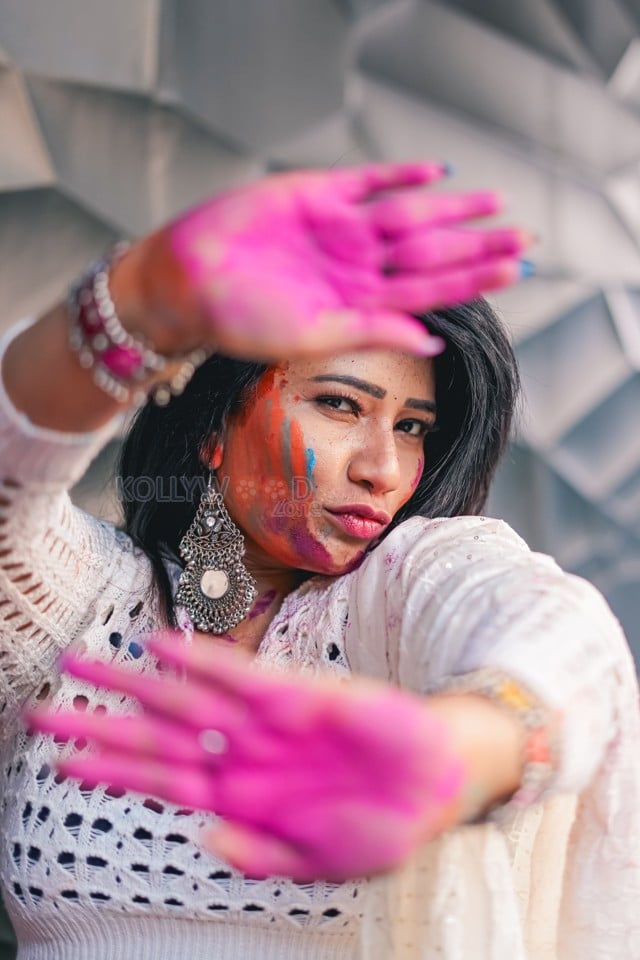 Sexy Telugu Actress Sanjana Naidu Latest Photoshoot Pictures 78