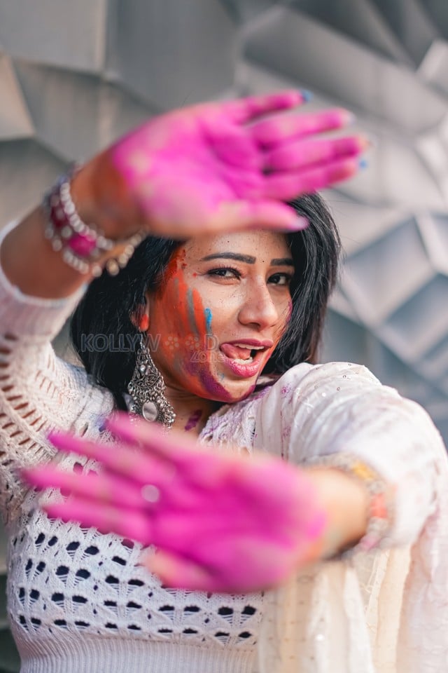Sexy Telugu Actress Sanjana Naidu Latest Photoshoot Pictures 79