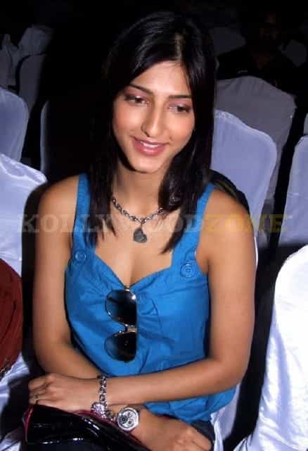 Shruthi Haasan Sexy Photos