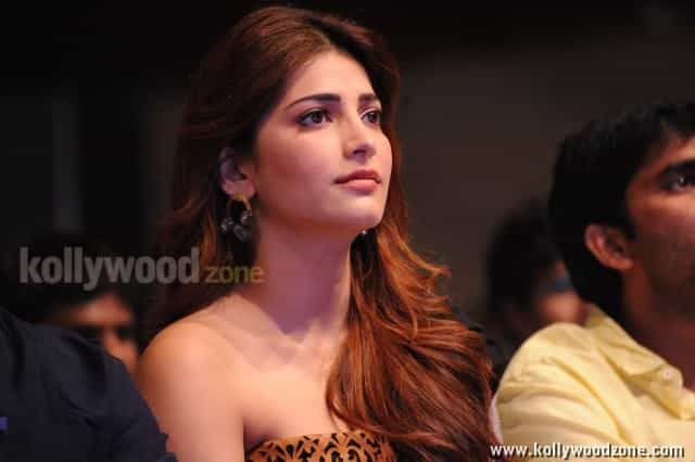 Shruthi Hassan At Balupu Audio Launch Pictures