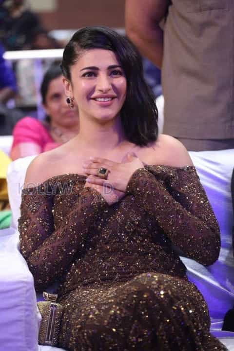 Shruti Haasan At Premam Photos