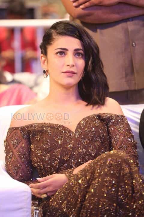 Shruti Haasan At Premam Photos