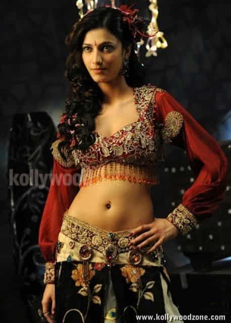 South Indian Actress Shruthi Hassan Sexy Pictures