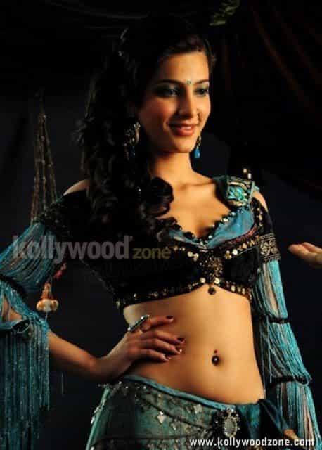 South Indian Actress Shruthi Hassan Sexy Pictures