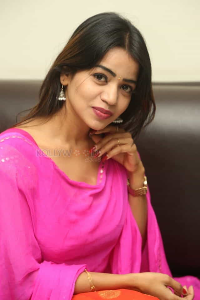 Telugu Actress Bhavya Sree Pink Dress Photos