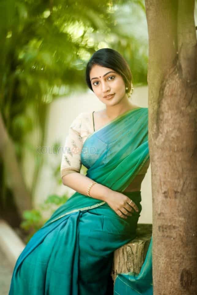 Telugu Actress Bommu Lakshmi Photoshoot Pictures