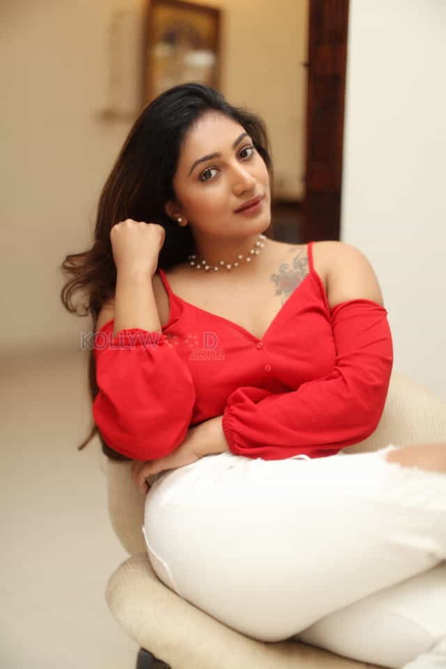 Telugu Actress Bommu Lakshmi Photoshoot Pictures