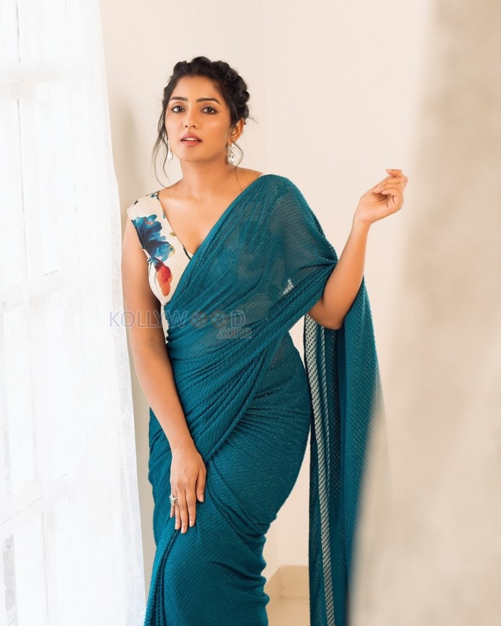 Telugu Actress Eesha Rebba in a Teal Saree Photoshoot Pictures 06