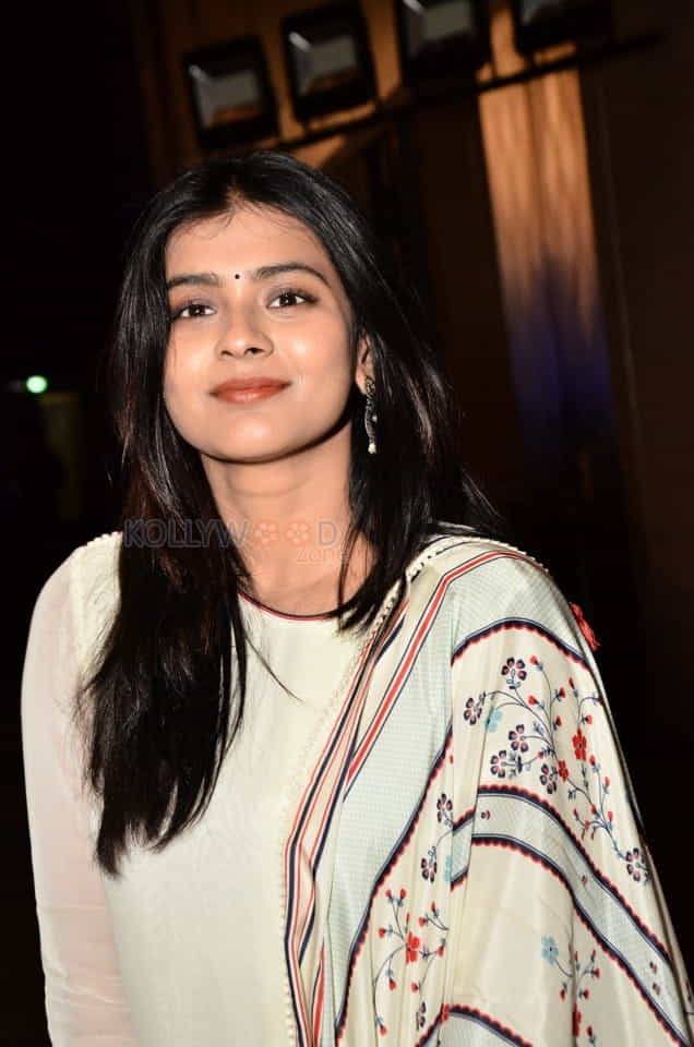 Telugu Actress Hebah Patel White Salwar Photos