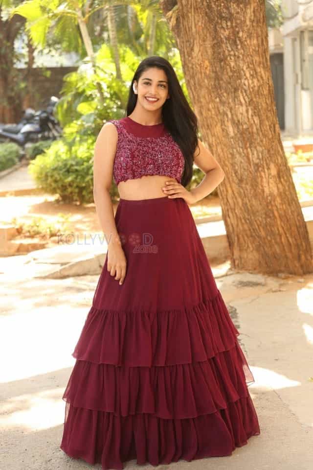 Telugu Film Actress Daksha Nagarkar New Pictures