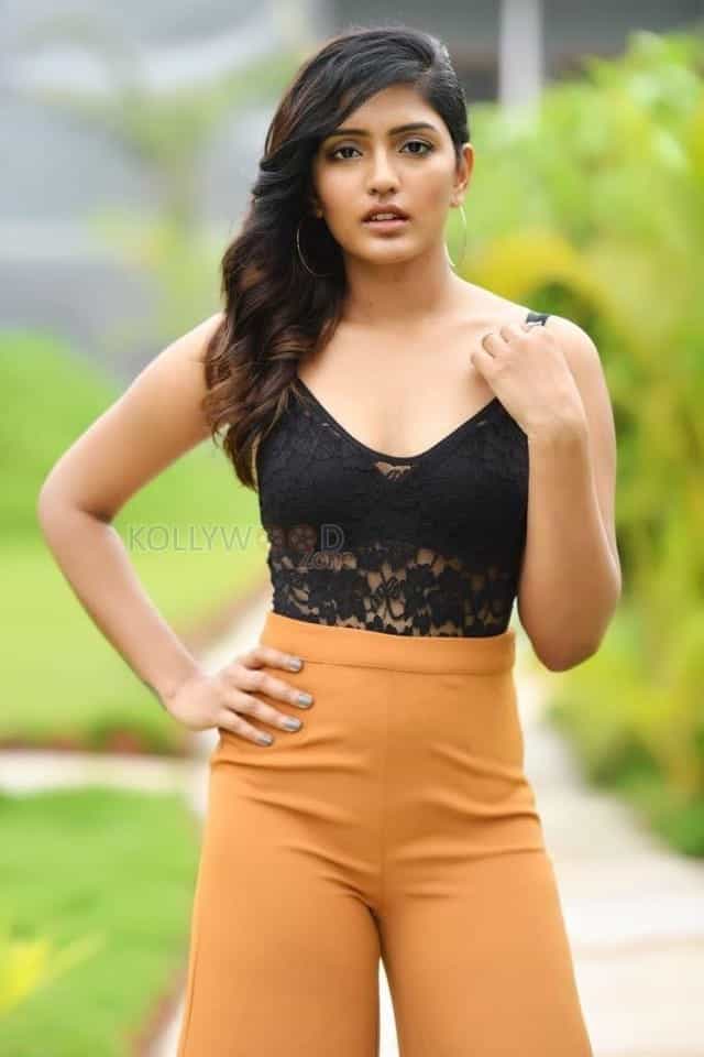 Telugu Film Actress Eesha Rebba Pictures