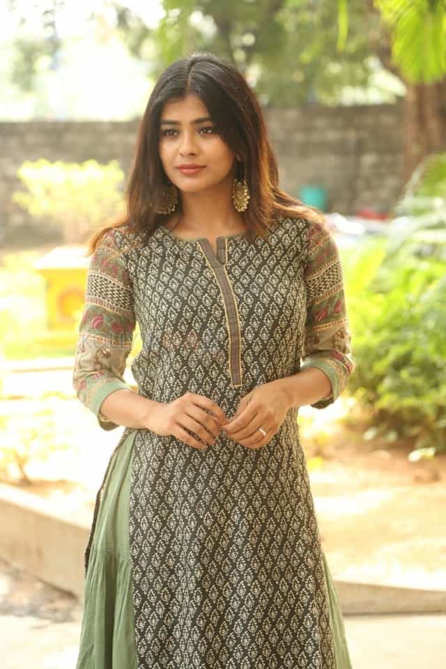 Telugu Movie Actress Hebah Patel Pictures