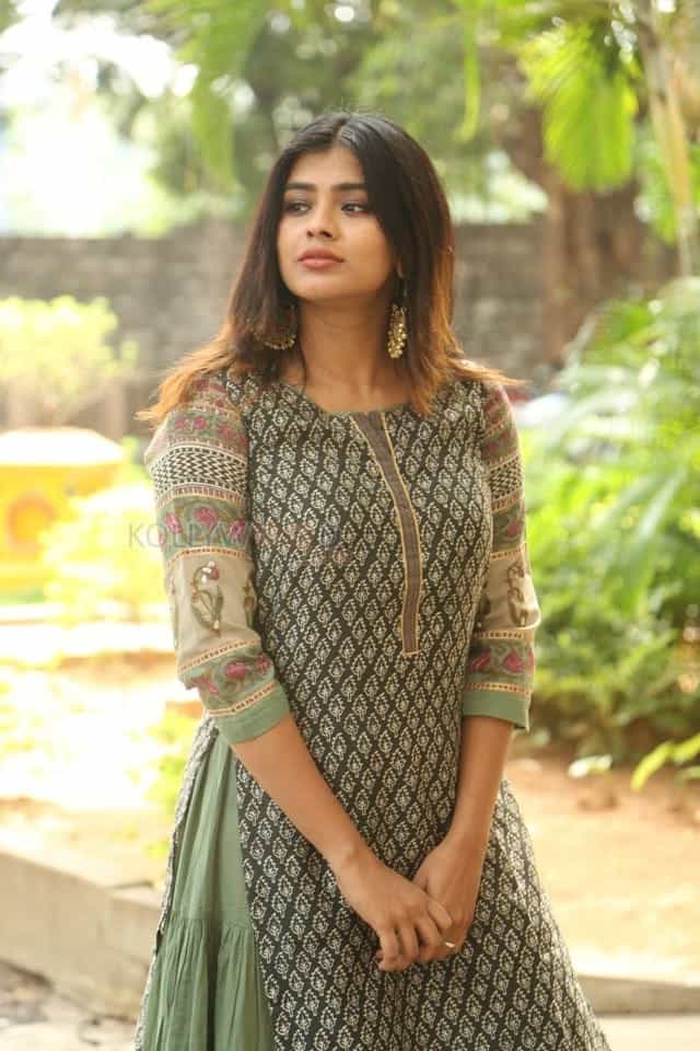 Telugu Movie Actress Hebah Patel Pictures