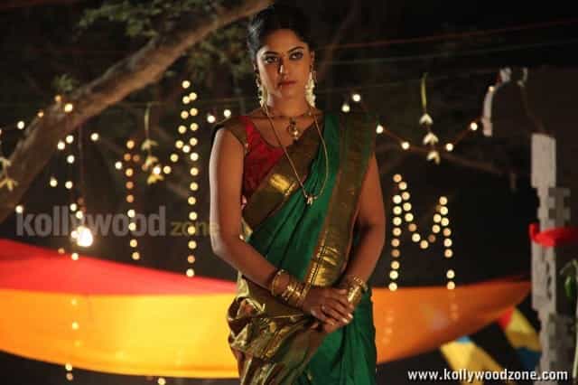 Thesingu Raja Heroine Bindu Madhavi Stills