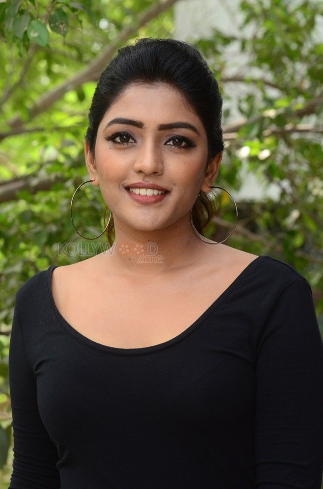 Tollywood Heroine Eesha Rebba in a Black Top Photos 01