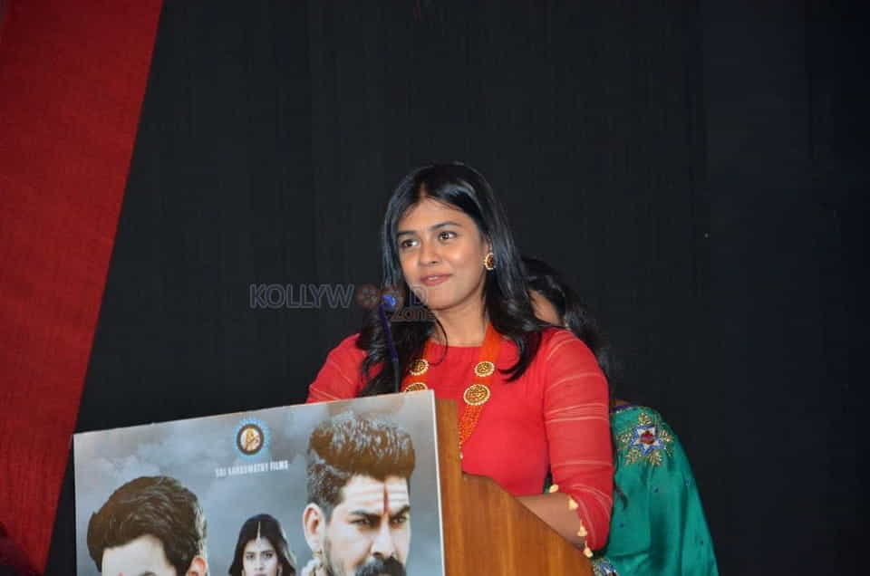 Vinnaithandi Vantha Angel Movie Heroine Hebah Patel Photos