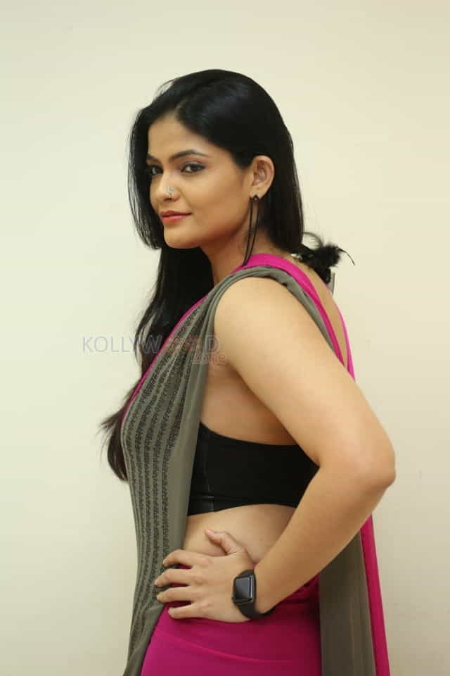 Actress Kalpika Ganesh Interview Photos