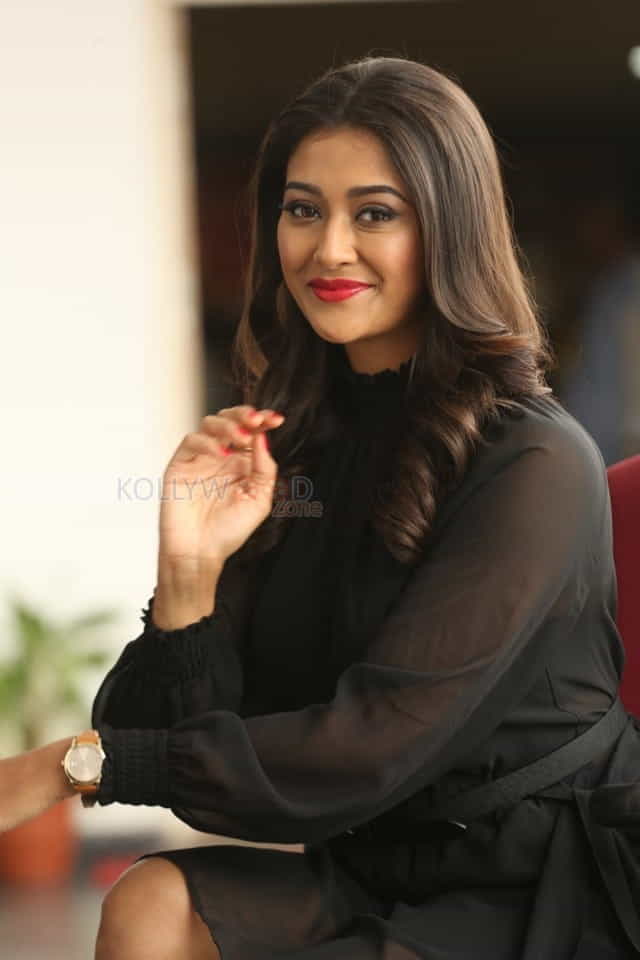 Actress Pooja Jhaveri At Kitty Party First Look Launch Photos