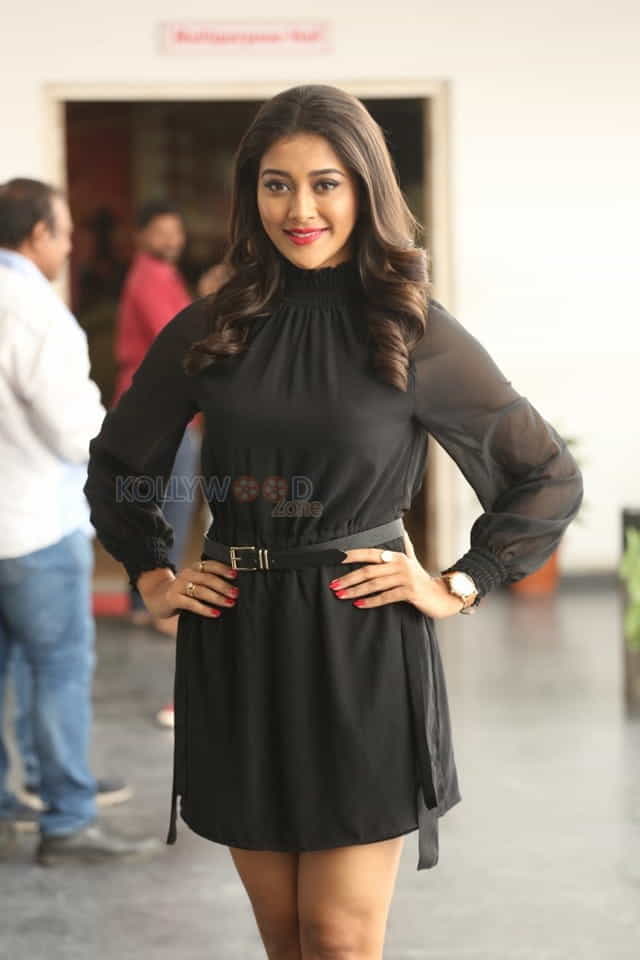 Actress Pooja Jhaveri At Kitty Party First Look Launch Photos