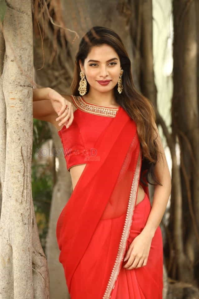 Actress Tanya Hope At Thadam Audio Launch Stills