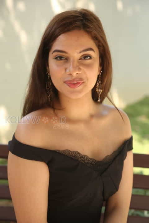 Actress Tanya Hope Photos