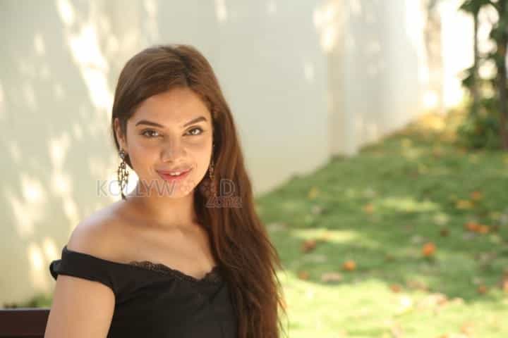 Actress Tanya Hope Photos