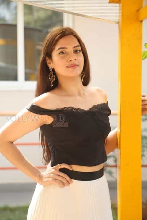 Actress Tanya Hope Photos