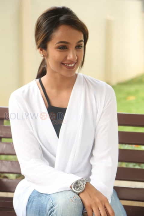 Actress Tejaswi Madivada Sexy Pictures