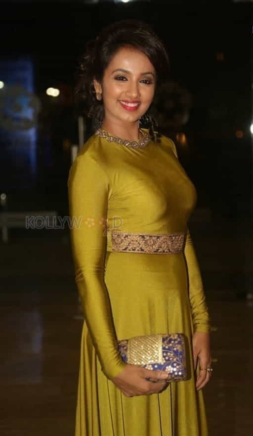 Actress Tejaswi Madivada Spicy Stills