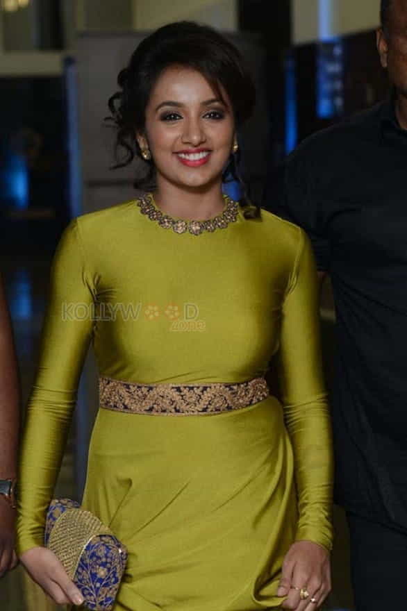 Actress Tejaswi Madivada Spicy Stills