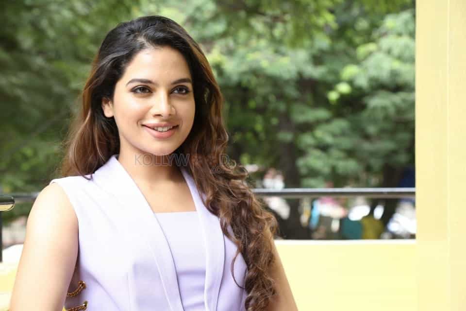 Beautiful Tanya Hope Interview Photos