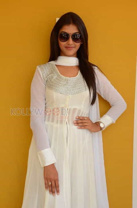 Beautiful Telugu Actress Pooja Jhaveri Photos