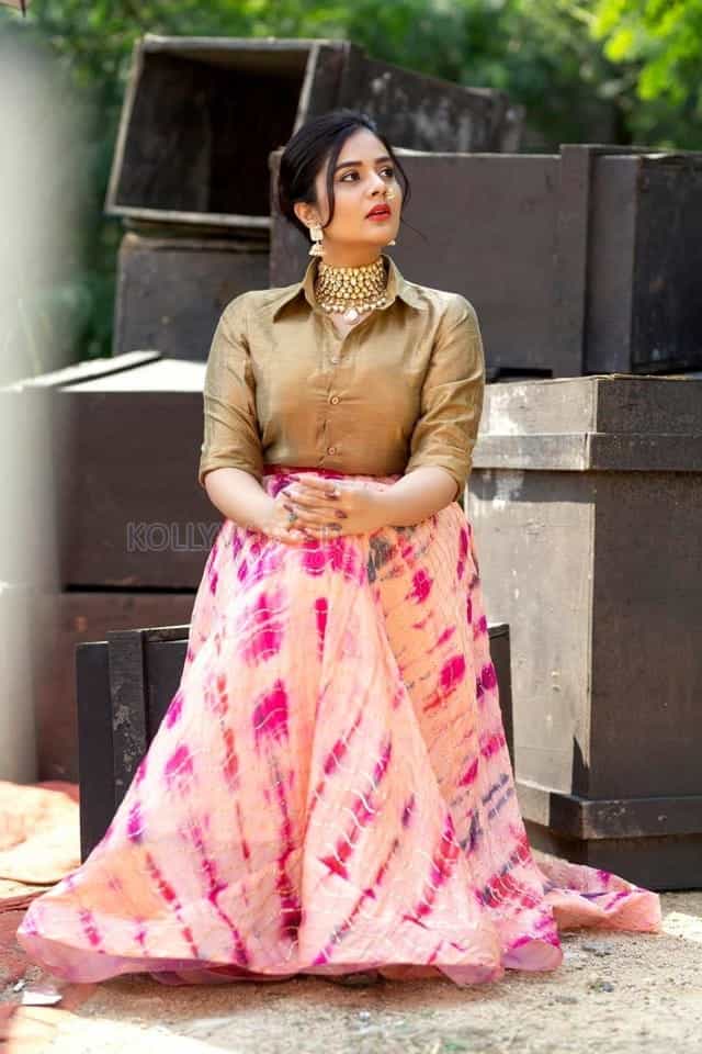 Beautiful Tollywood Actress Sreemukhi Photoshoot Stills