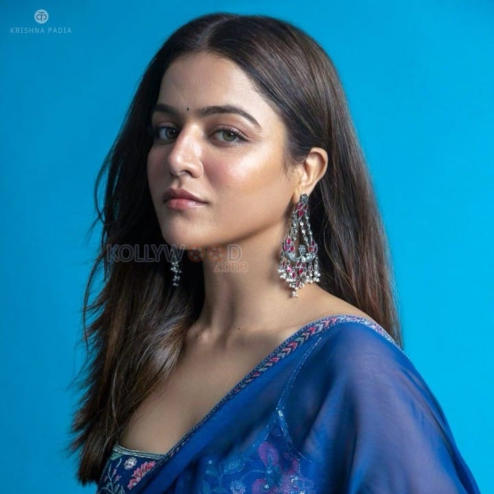 Beautiful Wamiqa Gabbi in a Blue Anarkali Dress Photos 03