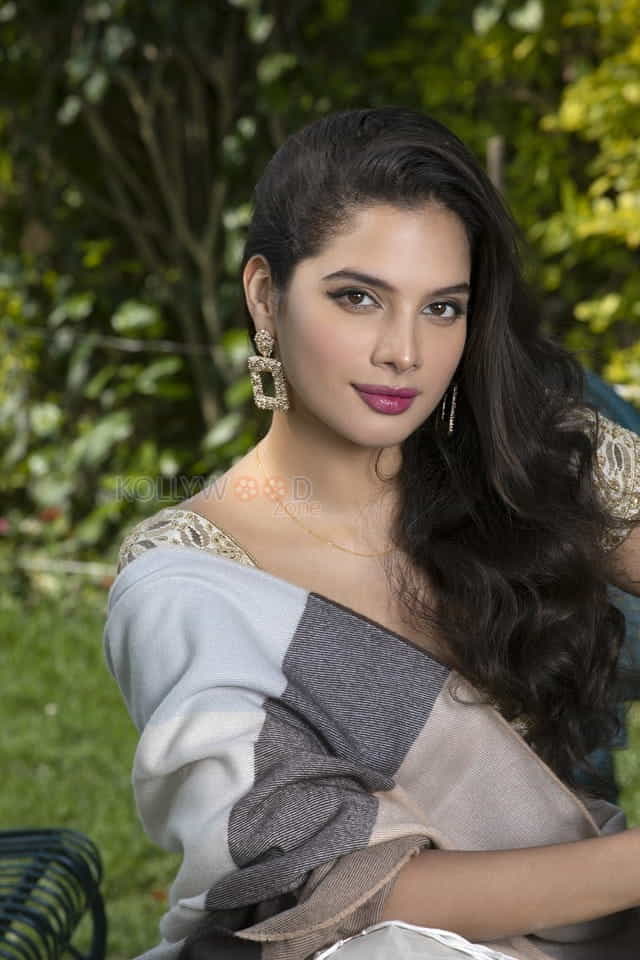 Disco Raja Actress Tanya Hope Photos