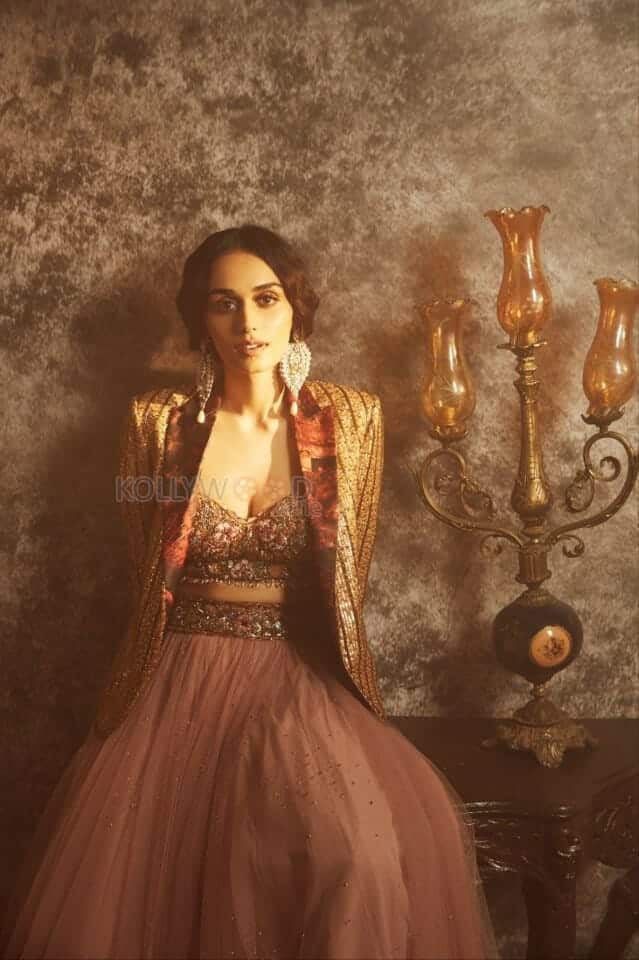 Manushi Chhillar Glam Photoshoot Pictures 01