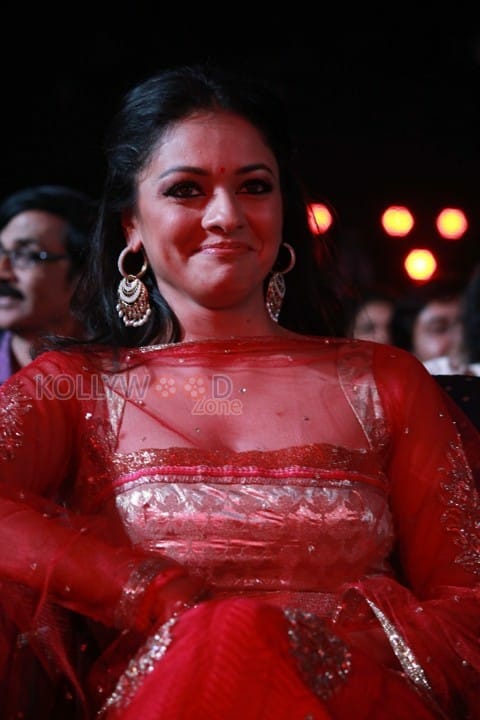 Pooja Kumar At Uttama Villian Audio Launch Stills